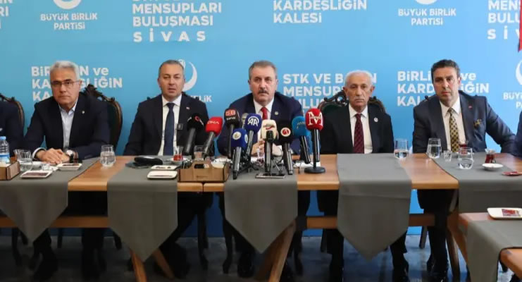 Destici, İsrail’in politikalarını “haydutluk” ve “terörizm” olarak nitelendirdi