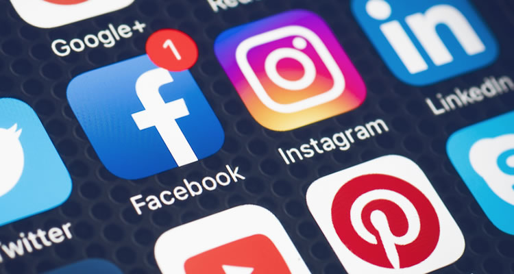 Fransa, 15 Yaş Altına Sosyal Medyayı Yasakladı